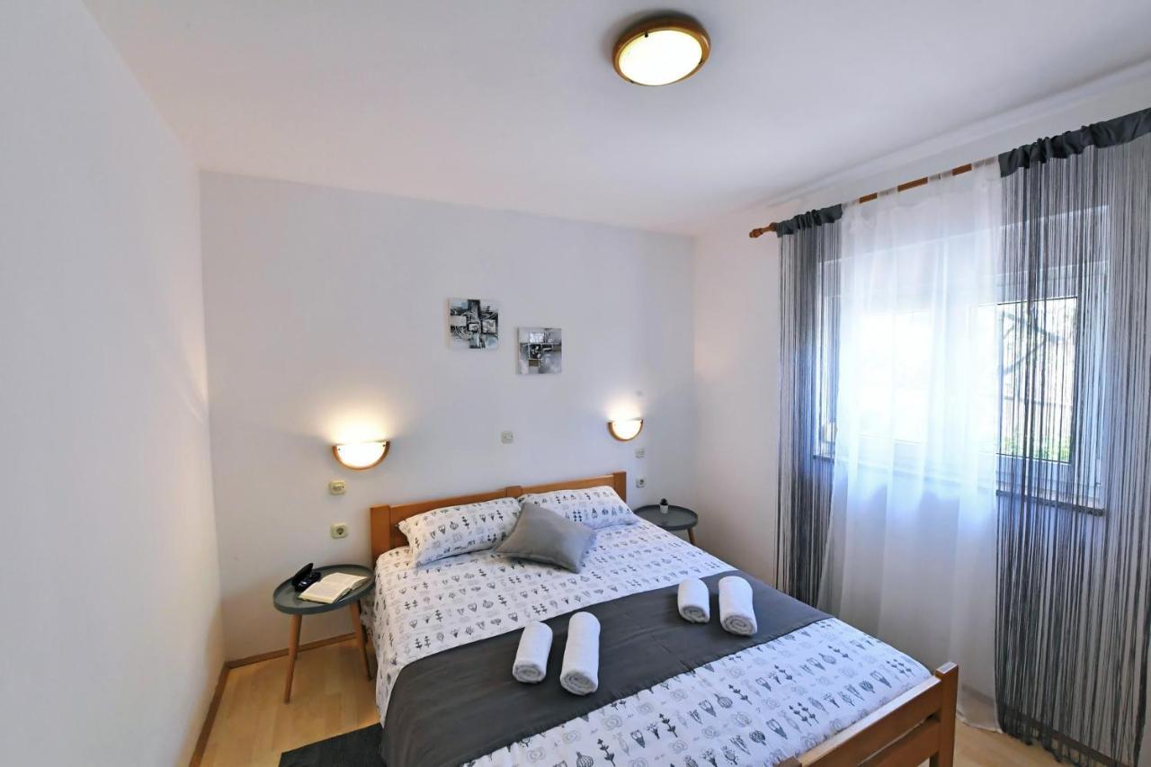 Apartment Martina Krk Town Exterior foto